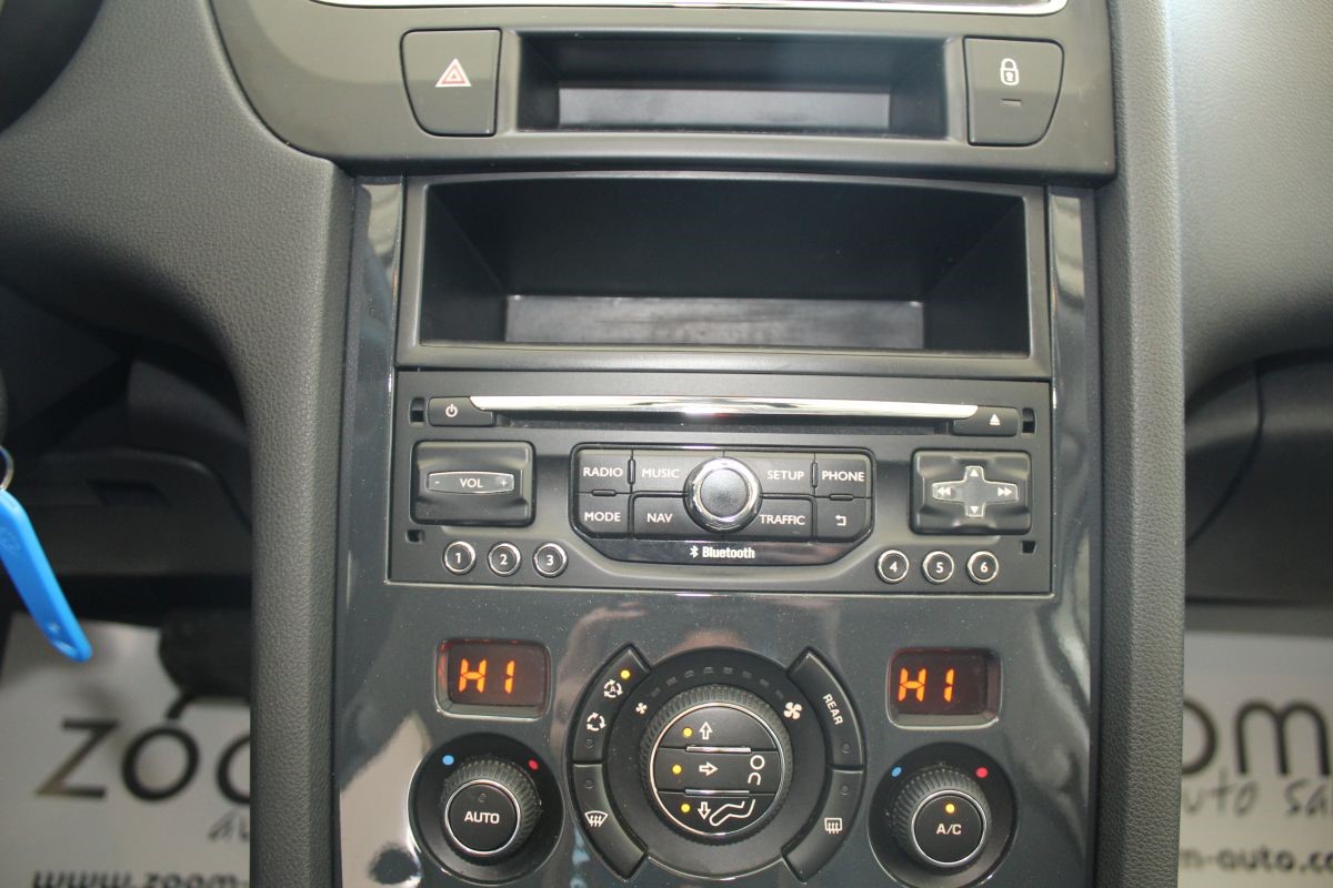 Peugeot 5008 1.6 HDI Automatik !