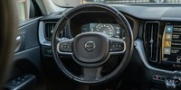 Volvo
 XC60 2,0 D4