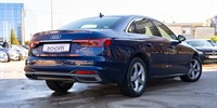 Audi A4
 40 TDI