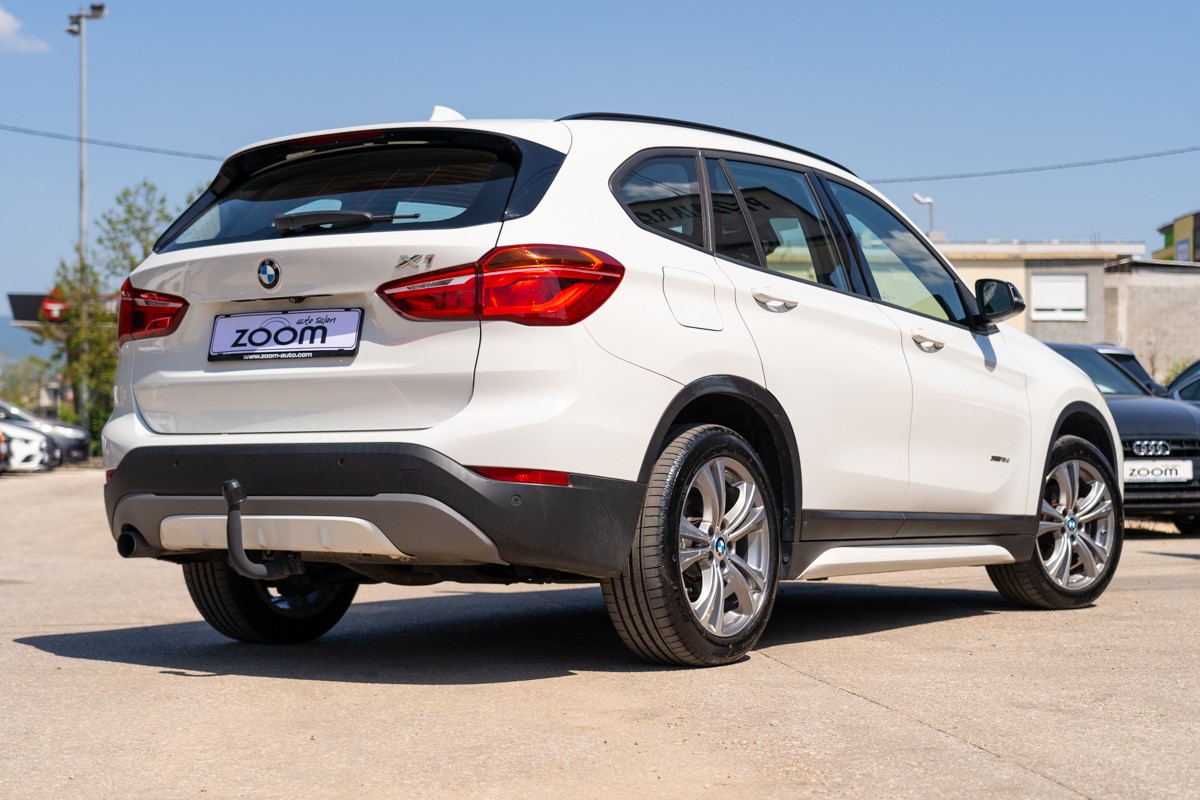 BMW
 X1 1.8D X-DRIVE