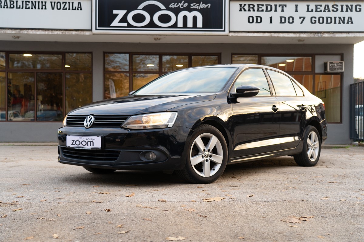 Volkswagen Jetta
 2.0 TDI