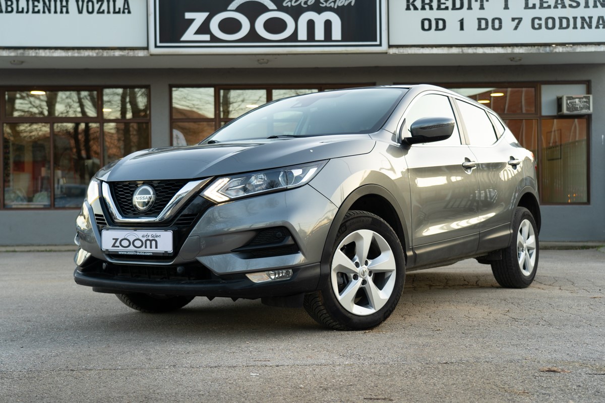 Nissan
 Qashqai 1.5DCI