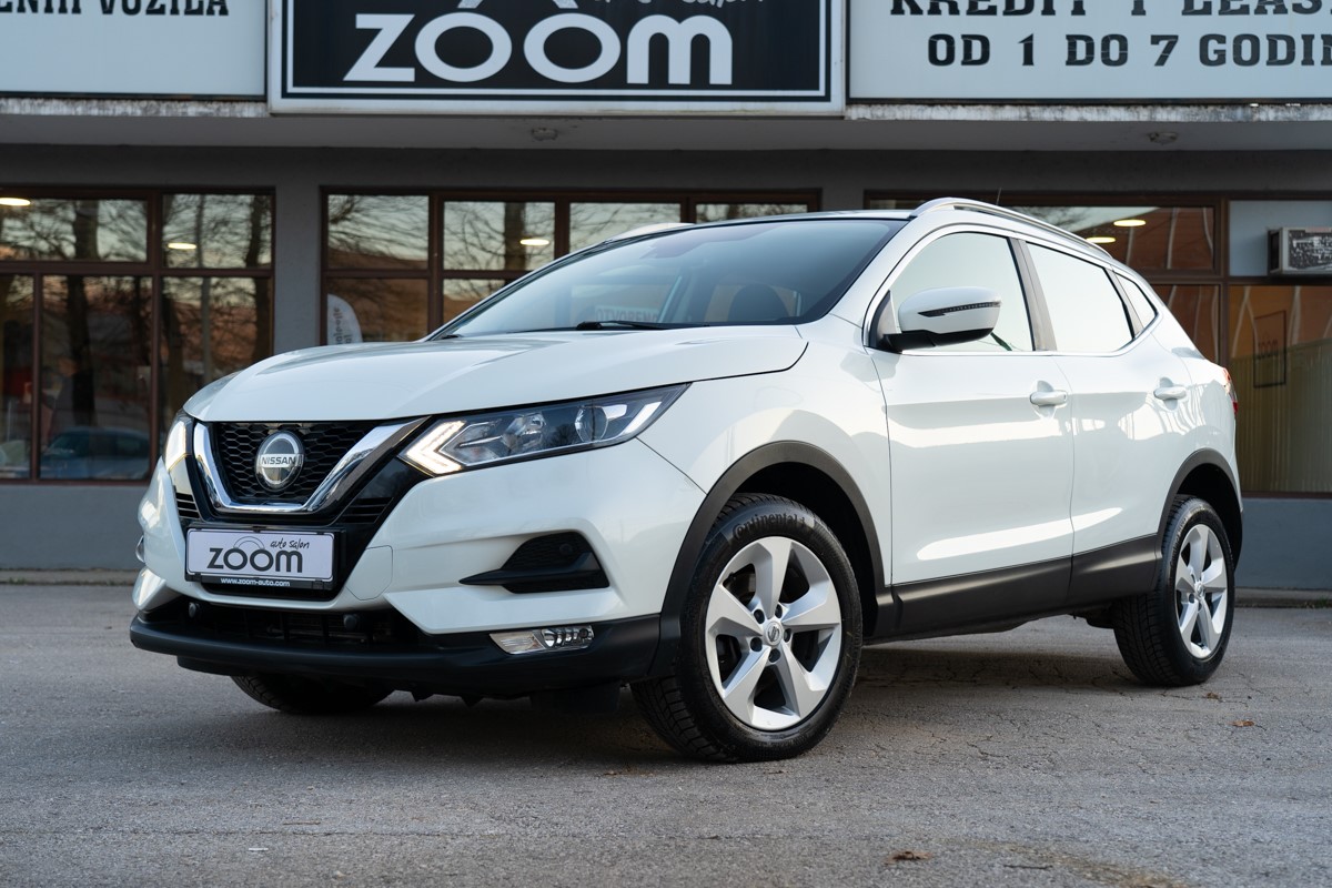 Nissan
 Qashqai 1.6DCI