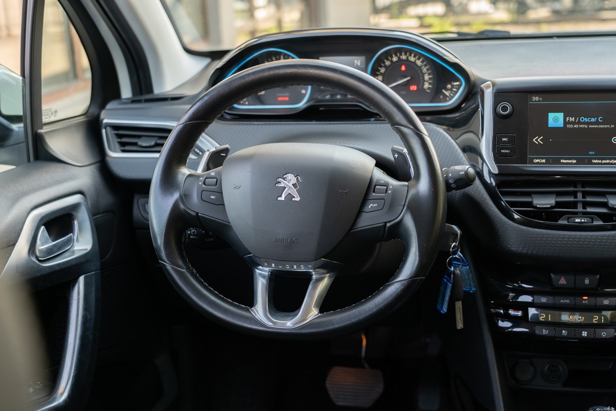 Peugeot 2008 1.6 BLUEHDI