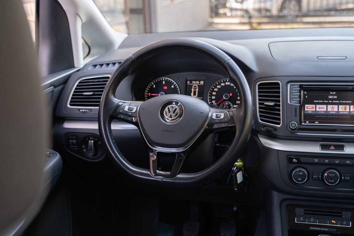 Volkswagen Sharan 2,0 TDI