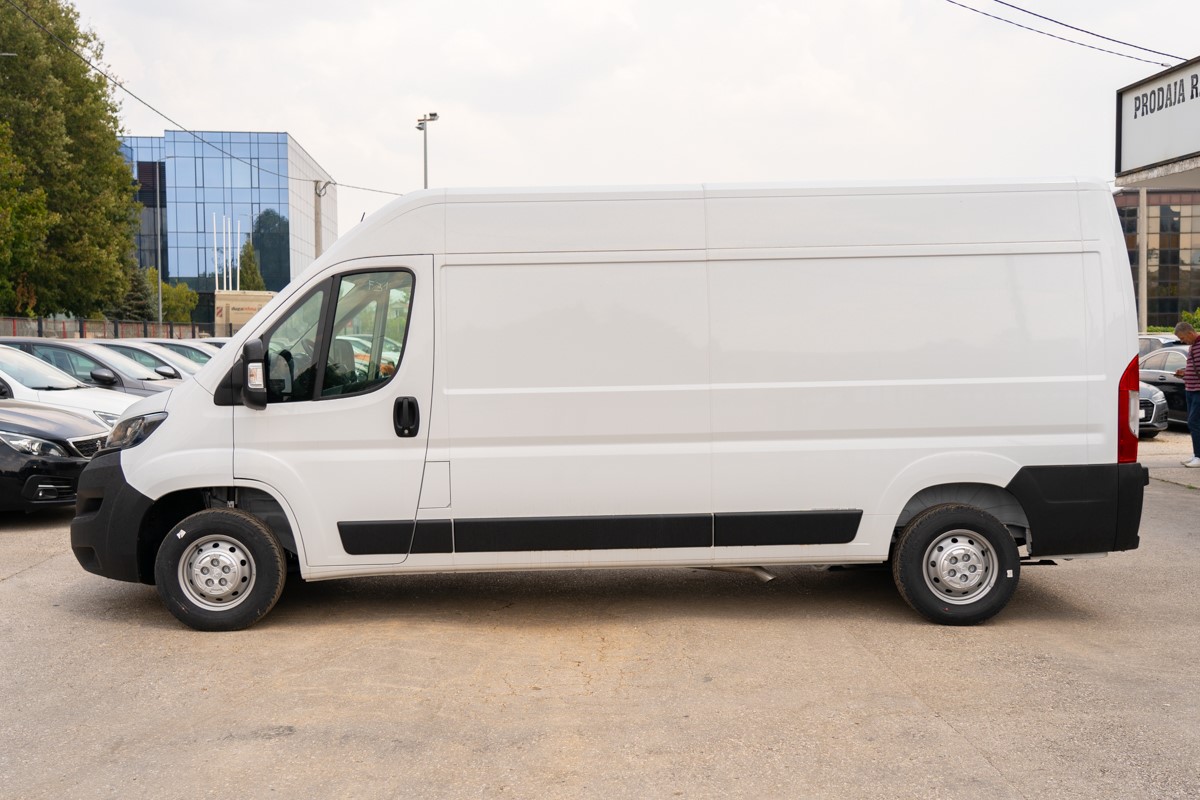 Peugeot Boxer 2.2 BLUEHDI