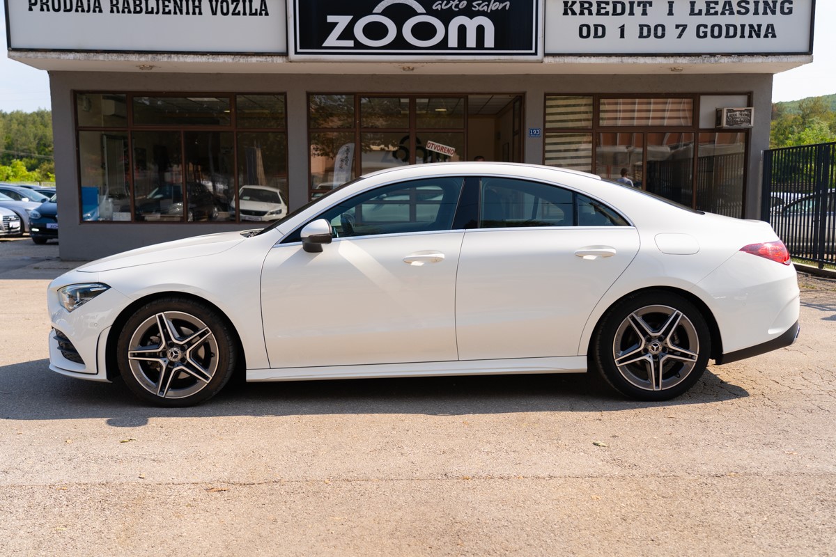 Mercedes-Benz CLA-Class 180D AMG LINE