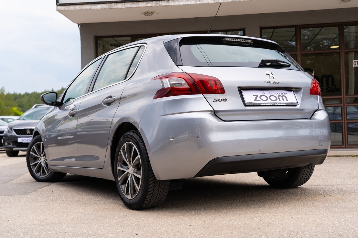 Peugeot 308 1.6 BLUEHDI