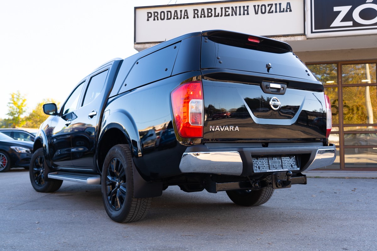 Nissan
 Navara 2,3 DCI 4X4