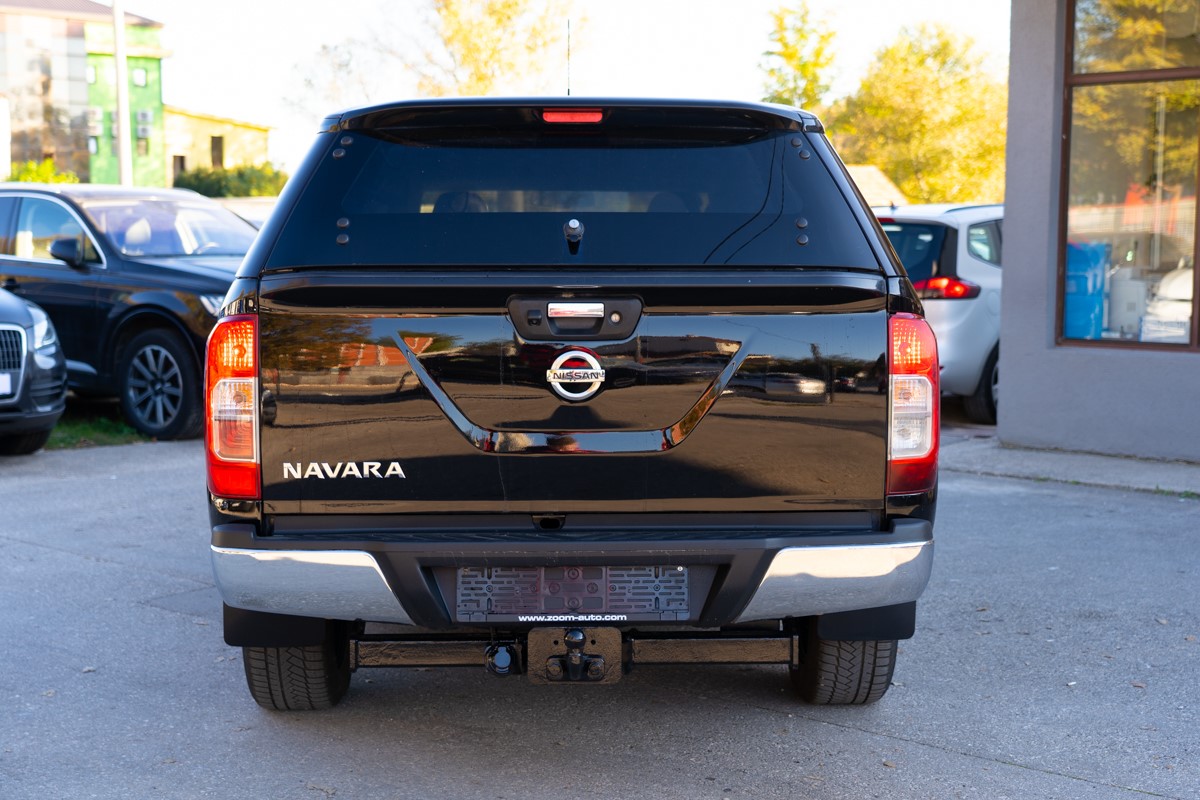 Nissan
 Navara 2,3 DCI 4X4