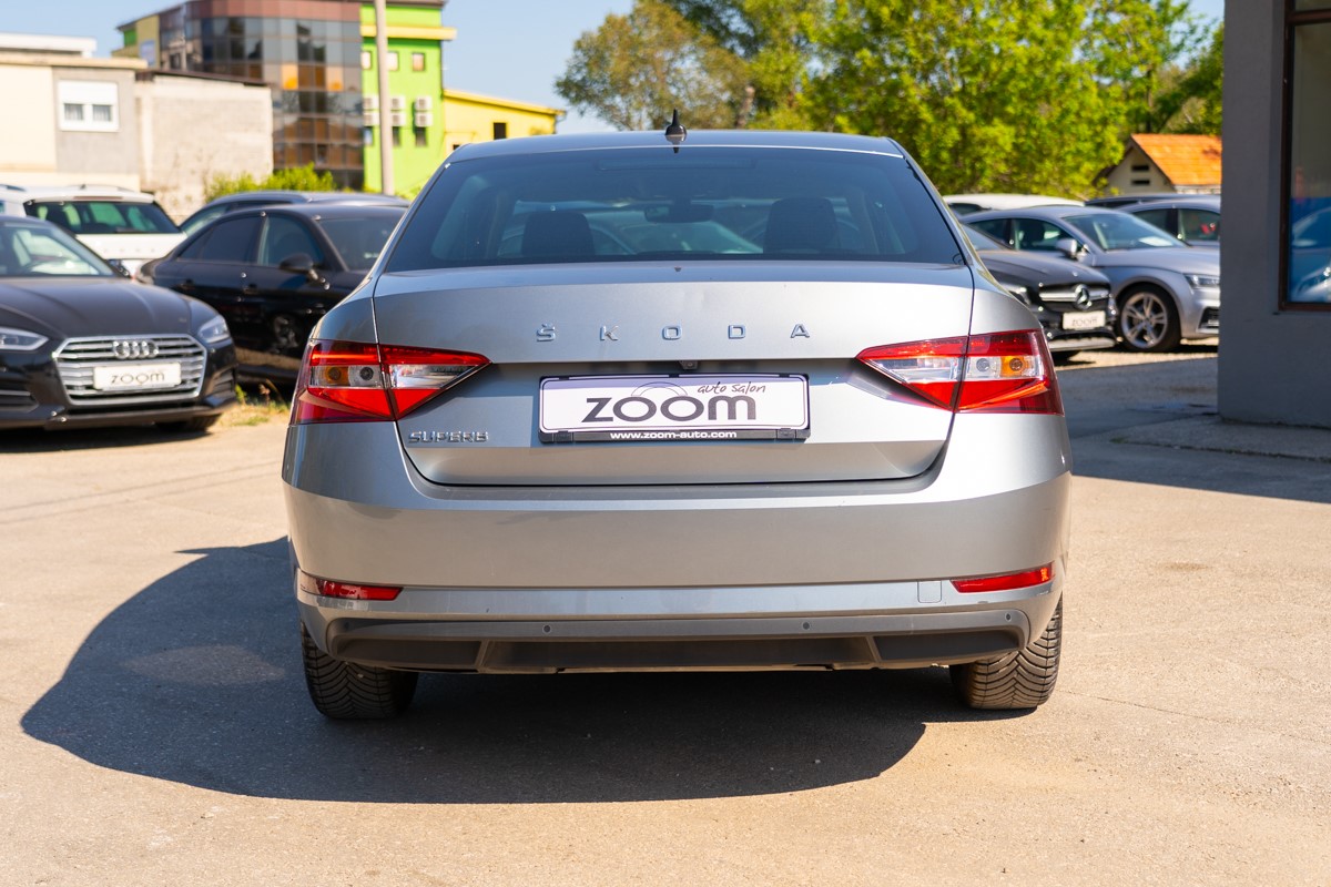 Škoda Superb 2,0 TDI