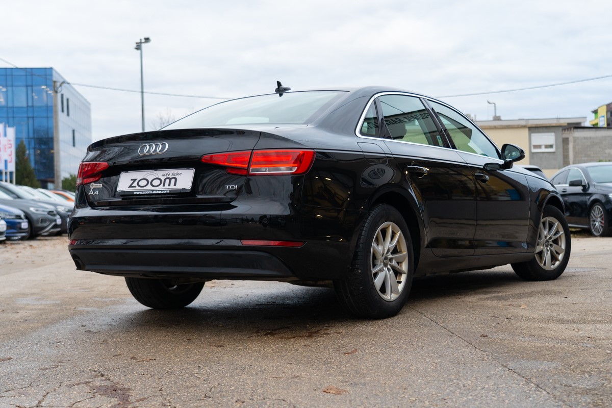 Audi A4
 2.0TDI