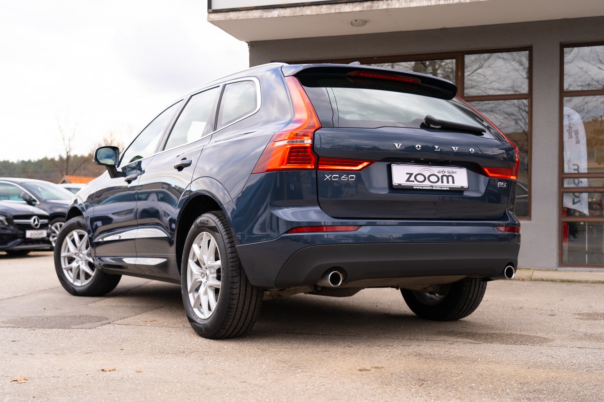 Volvo
 XC60 2,0D B5