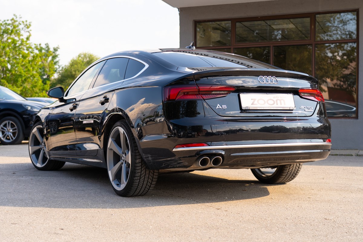 Audi A5
 2,0 Tdi Quatro 