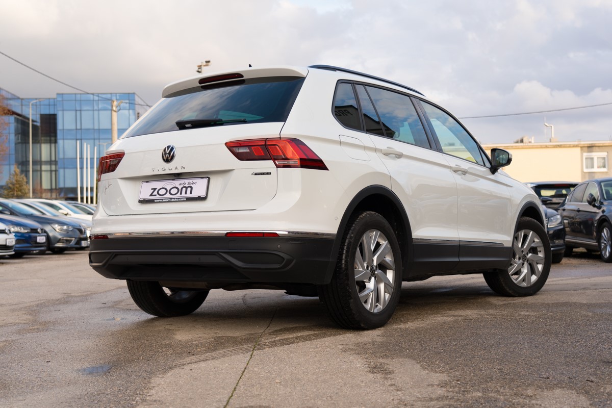 Volkswagen Tiguan
 2.0TDI