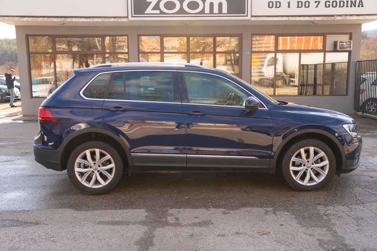 Volkswagen Tiguan
 2,0 TDI 4Motion