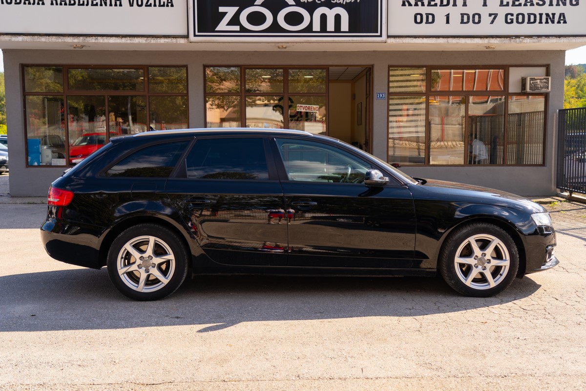 Audi A4
 2,0 TDI