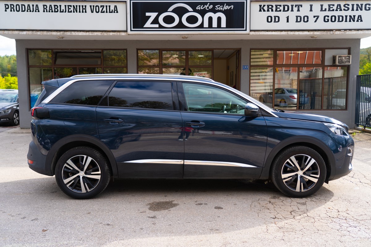 Peugeot 5008 1,5 BlueHDI