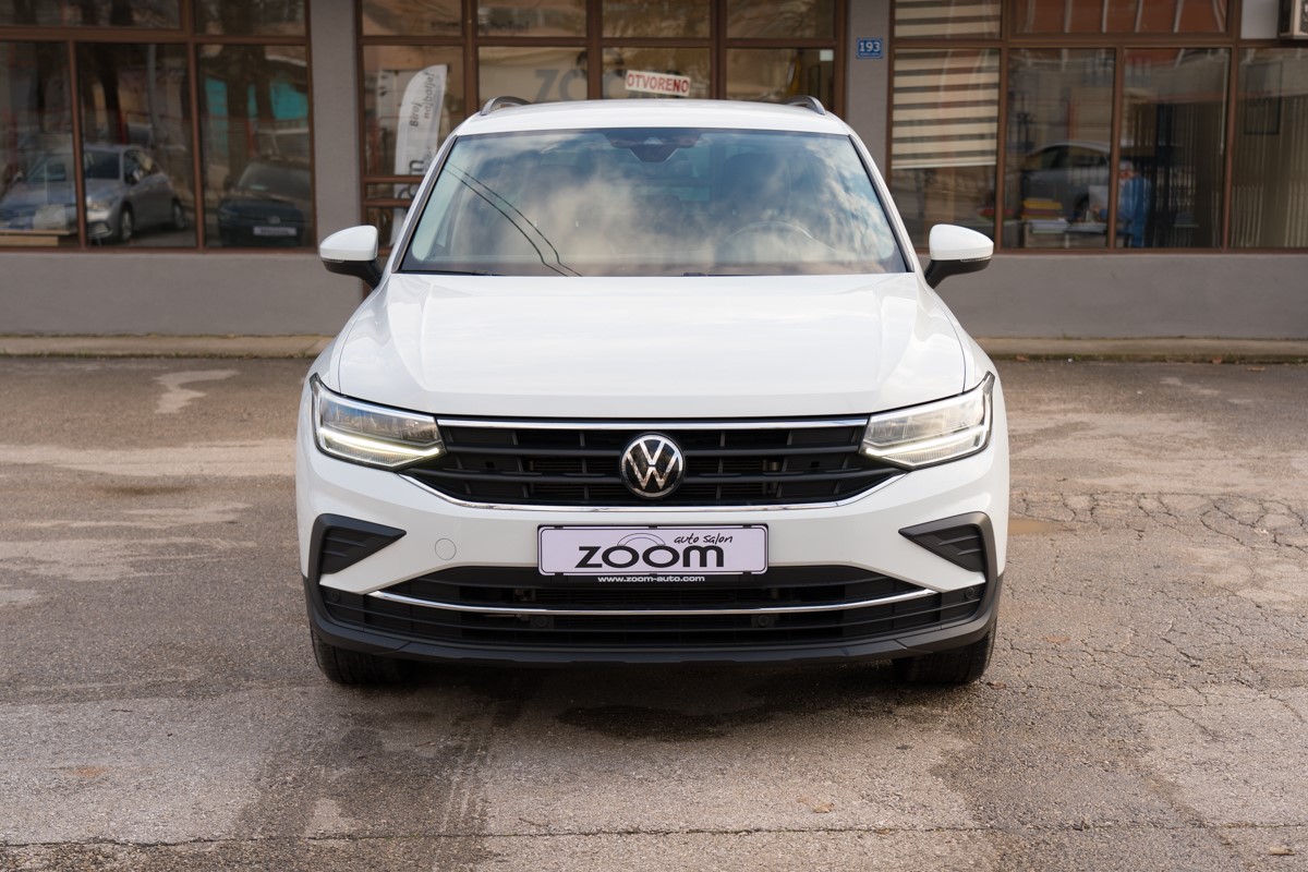 Volkswagen Tiguan
 2.0TDI