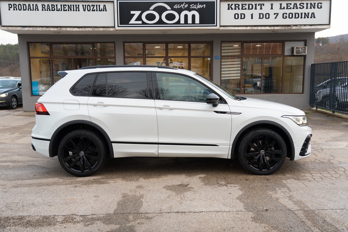 Volkswagen Tiguan
 2.0TDI R-line