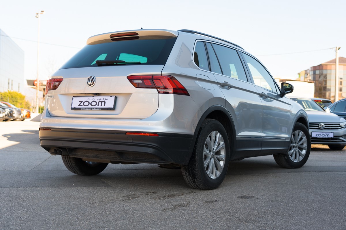 Volkswagen Tiguan
 2.0TDI