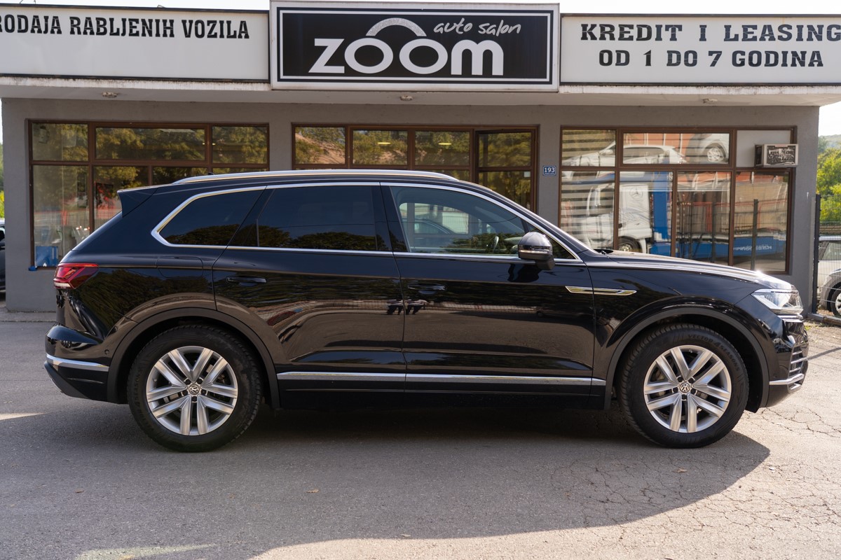 Volkswagen Touareg
 3,0 TDI