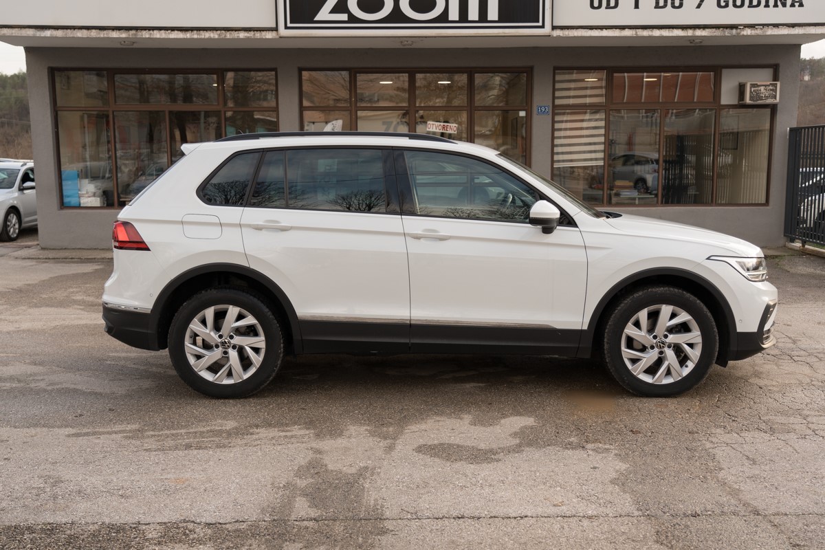 Volkswagen Tiguan
 2.0TDI