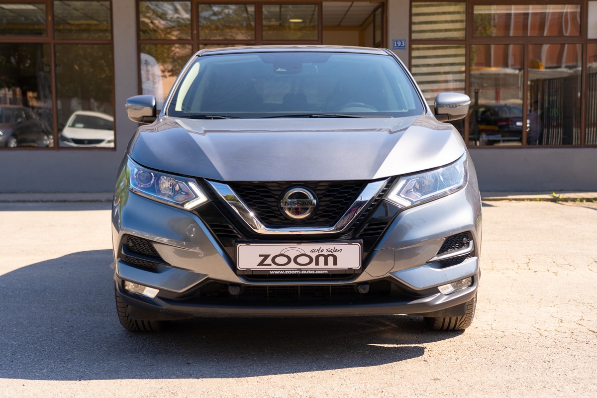 Nissan
 Qashqai 1.5 DCI