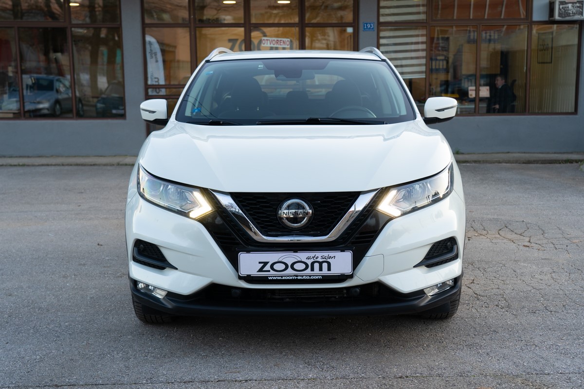 Nissan
 Qashqai 1.6DCI