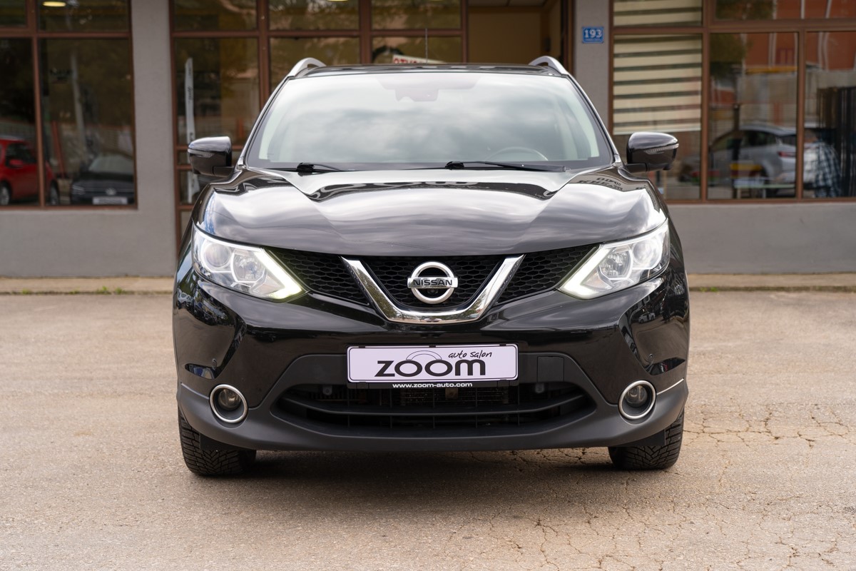 Nissan
 Qashqai 1,6 DCI