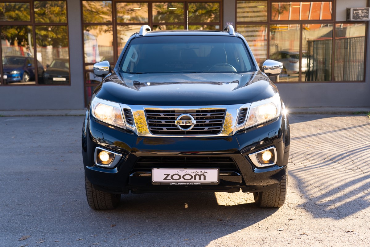 Nissan
 Navara 2,3 DCI 4X4