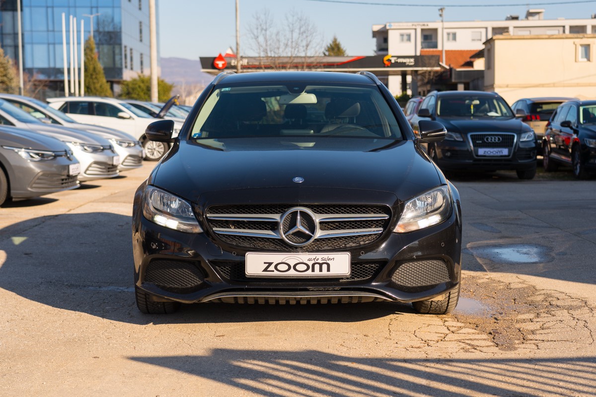 Mercedes-Benz C-Class
 180 CDI