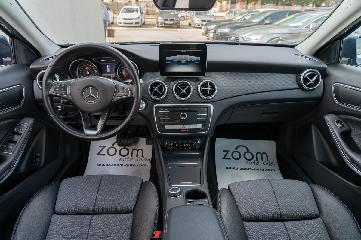 Mercedes-Benz GLA 200D 