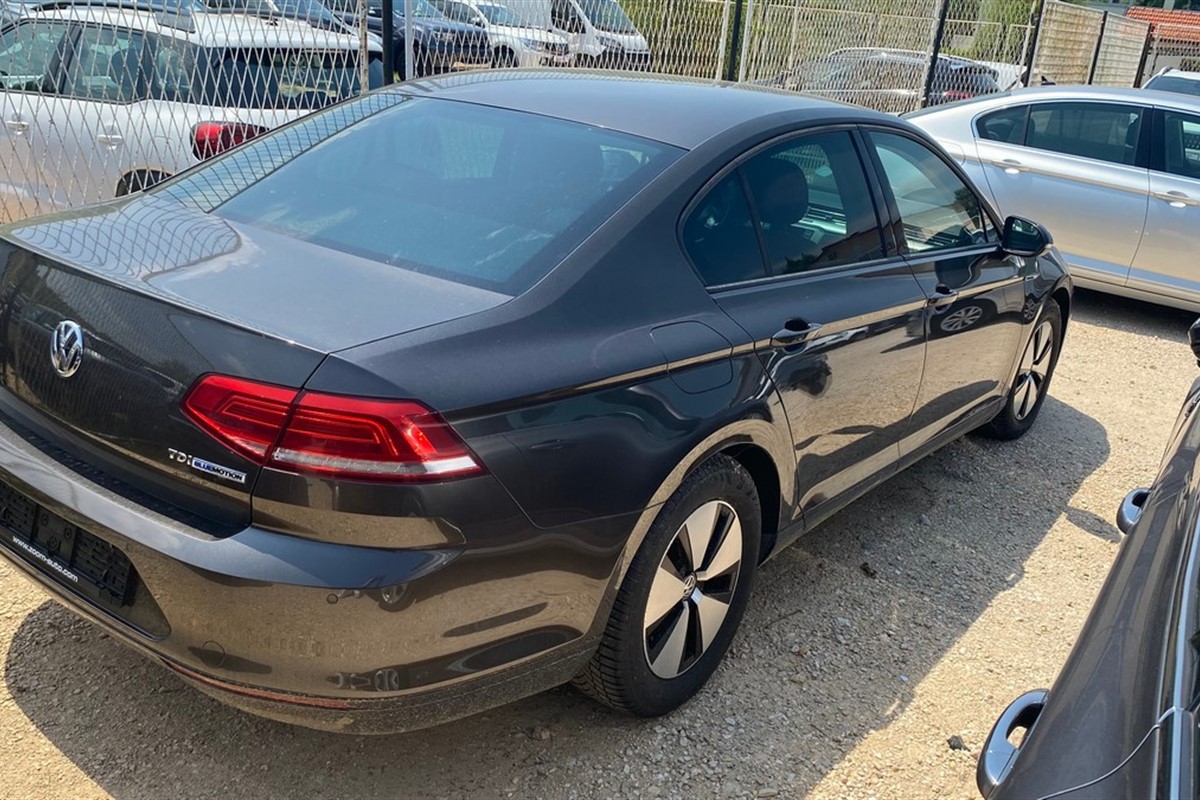 Volkswagen Passat 1.6 TDI 