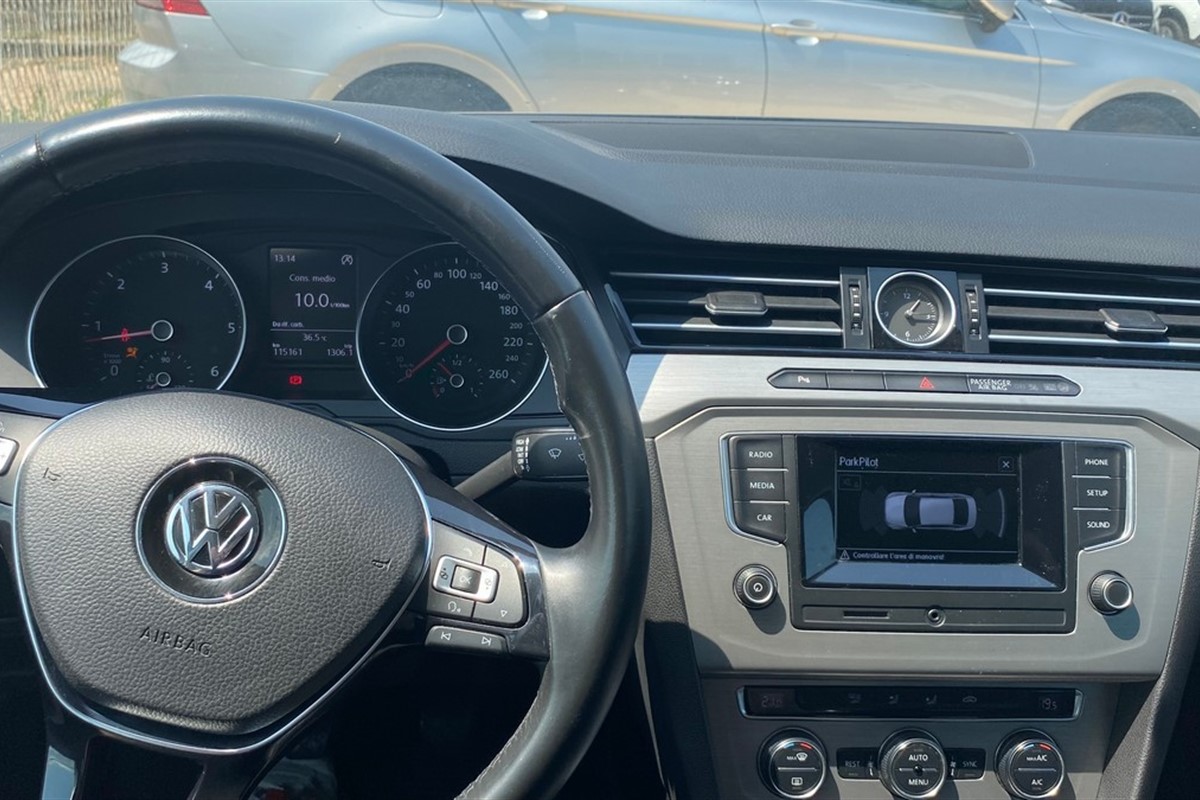 Volkswagen Passat 1.6 TDI 