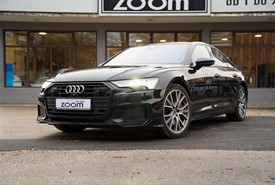 Audi A6
55 TFSI E S line QUATTRO