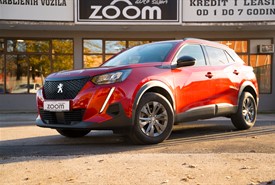 Peugeot 2008 1.2 PureTech STYLE