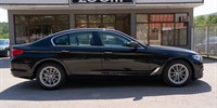 BMW
 5-Series 520d